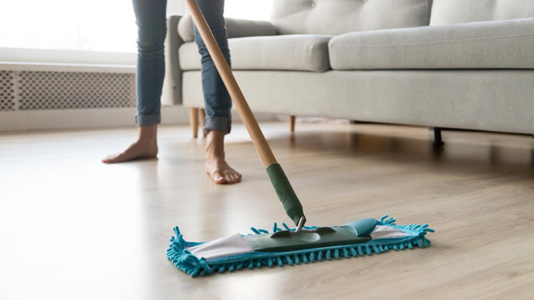 Is It Safe To Use Essential Oils When DIYing Laminate Floor Cleaner?