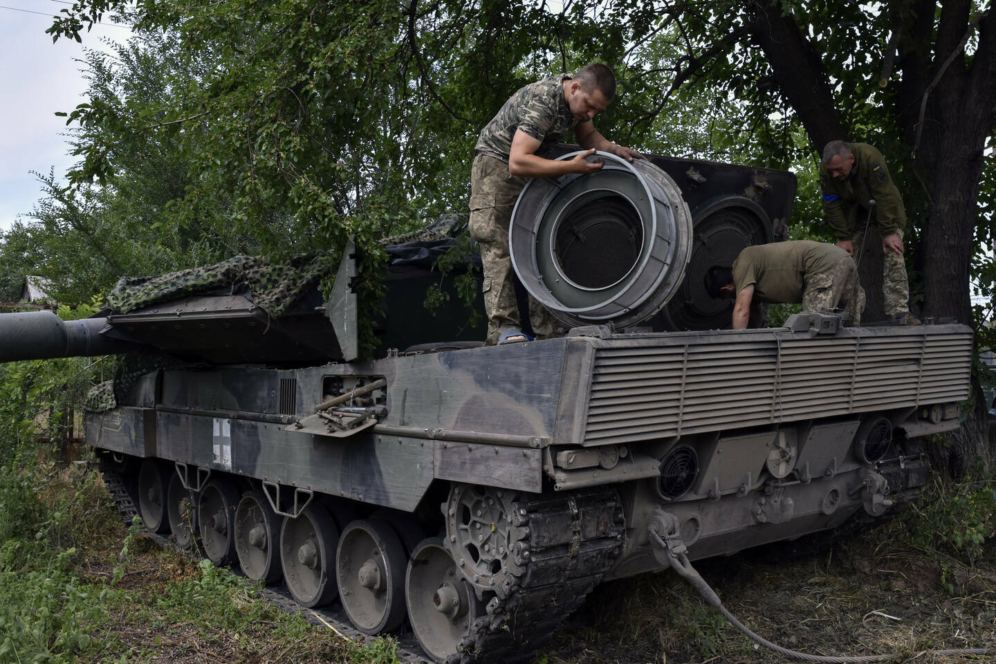 en deux ans de guerre, l’armée ukrainienne s’est-elle « occidentalisée » ?
