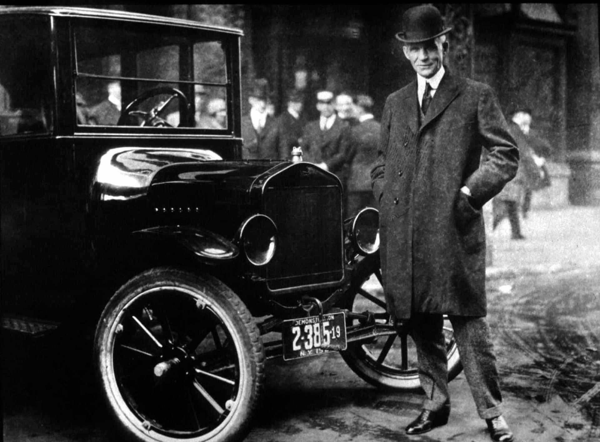 <p>With Henry Ford’s mass production of the Model T in 1914, individuals had more freedom to travel. It was a revolution when it came to transportation.</p><p>You may also like:<a href="https://www.starsinsider.com/n/174379?utm_source=msn.com&utm_medium=display&utm_campaign=referral_description&utm_content=504073en-us"> Facts you couldn't have imagined about Thomas Edison</a></p>