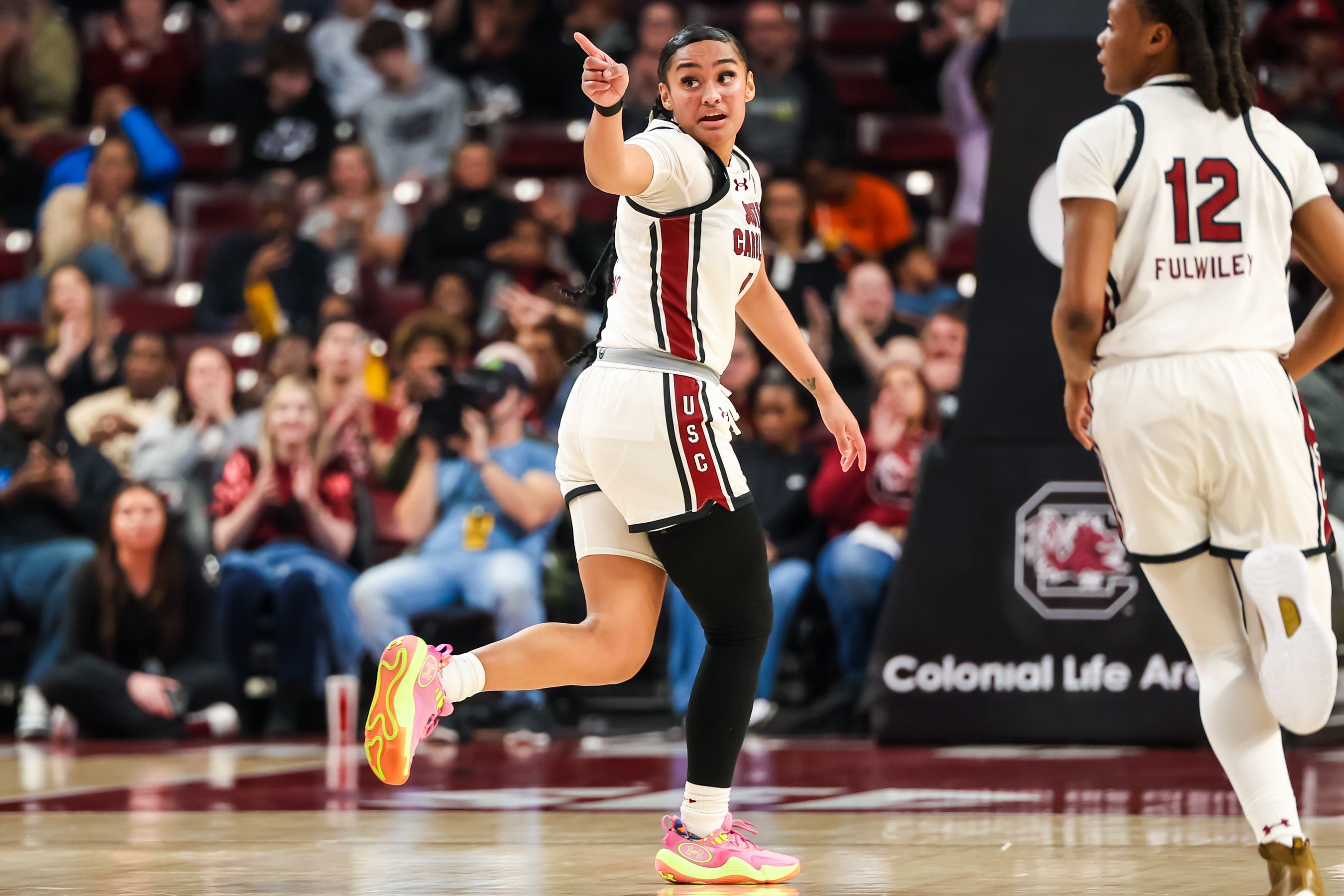 South Carolina Women's Basketball's Te-Hina Paopao To Eschew WNBA Draft ...