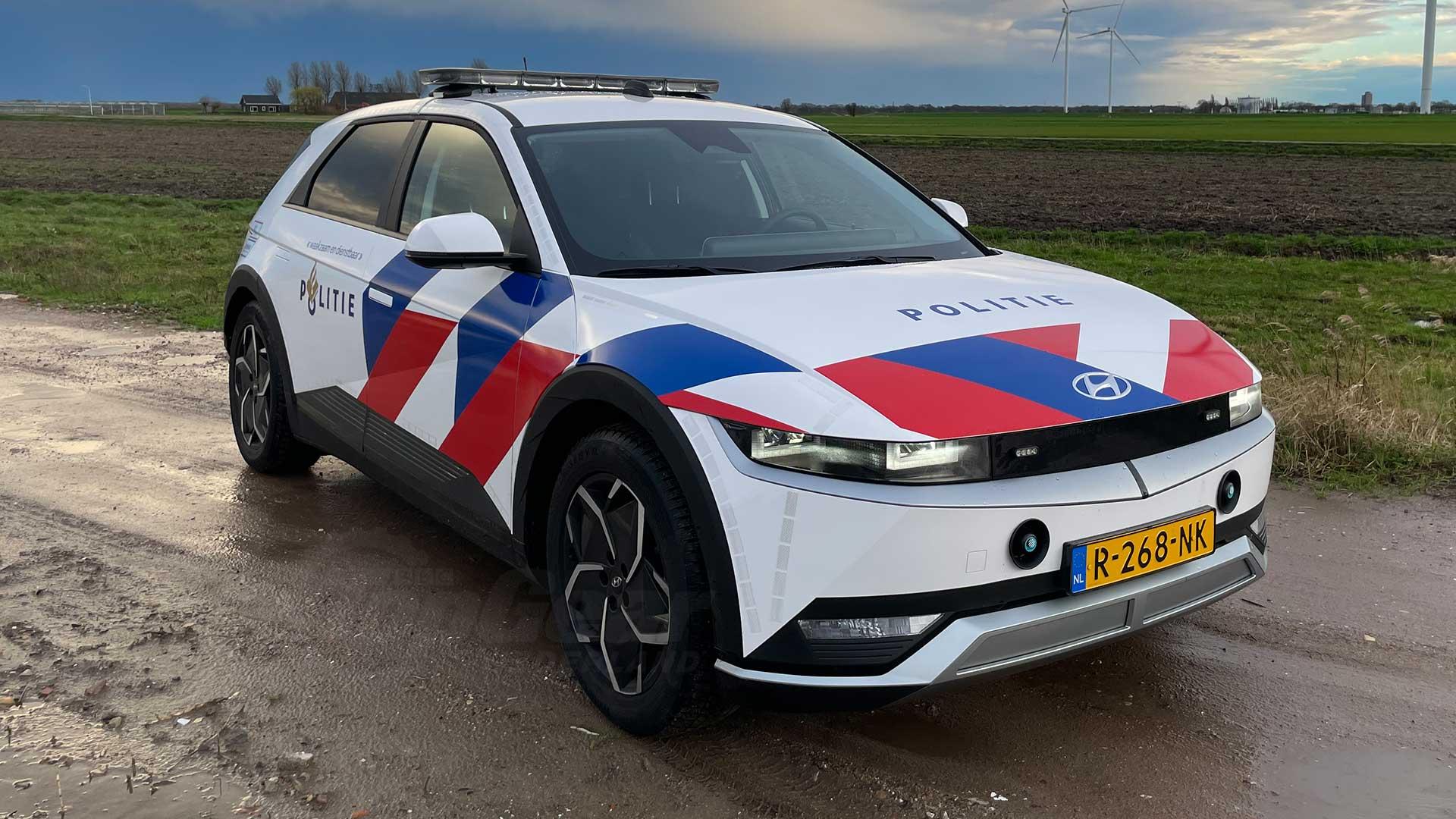 zo zien de nieuwe bmw’s van de nederlandse politie eruit (en zo snel zijn ze)