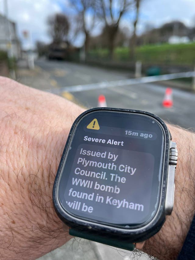 emergency alert sent to mobile phones over unexploded wartime bomb in plymouth