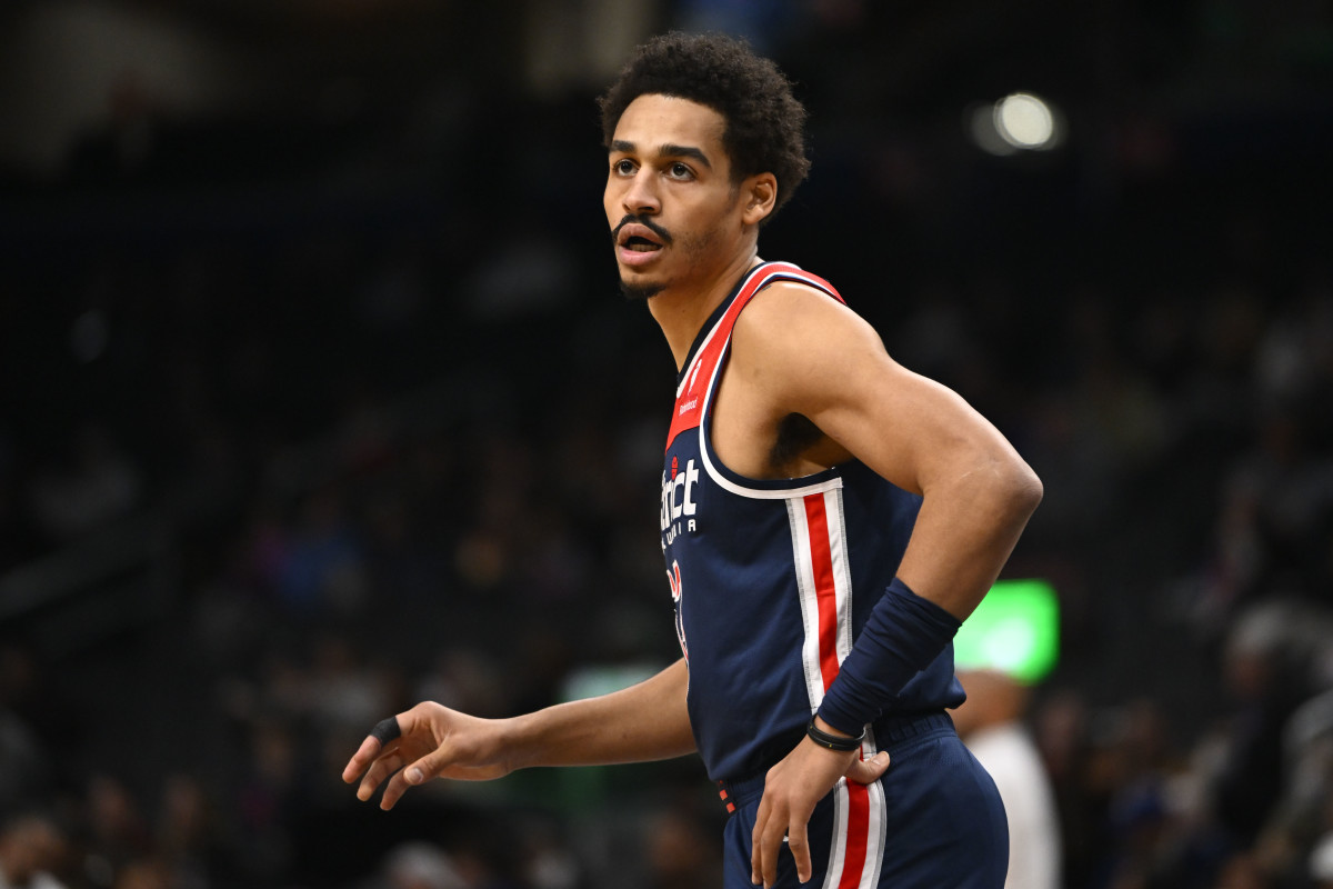 jordan poole isn't happy after being benched by the wizards