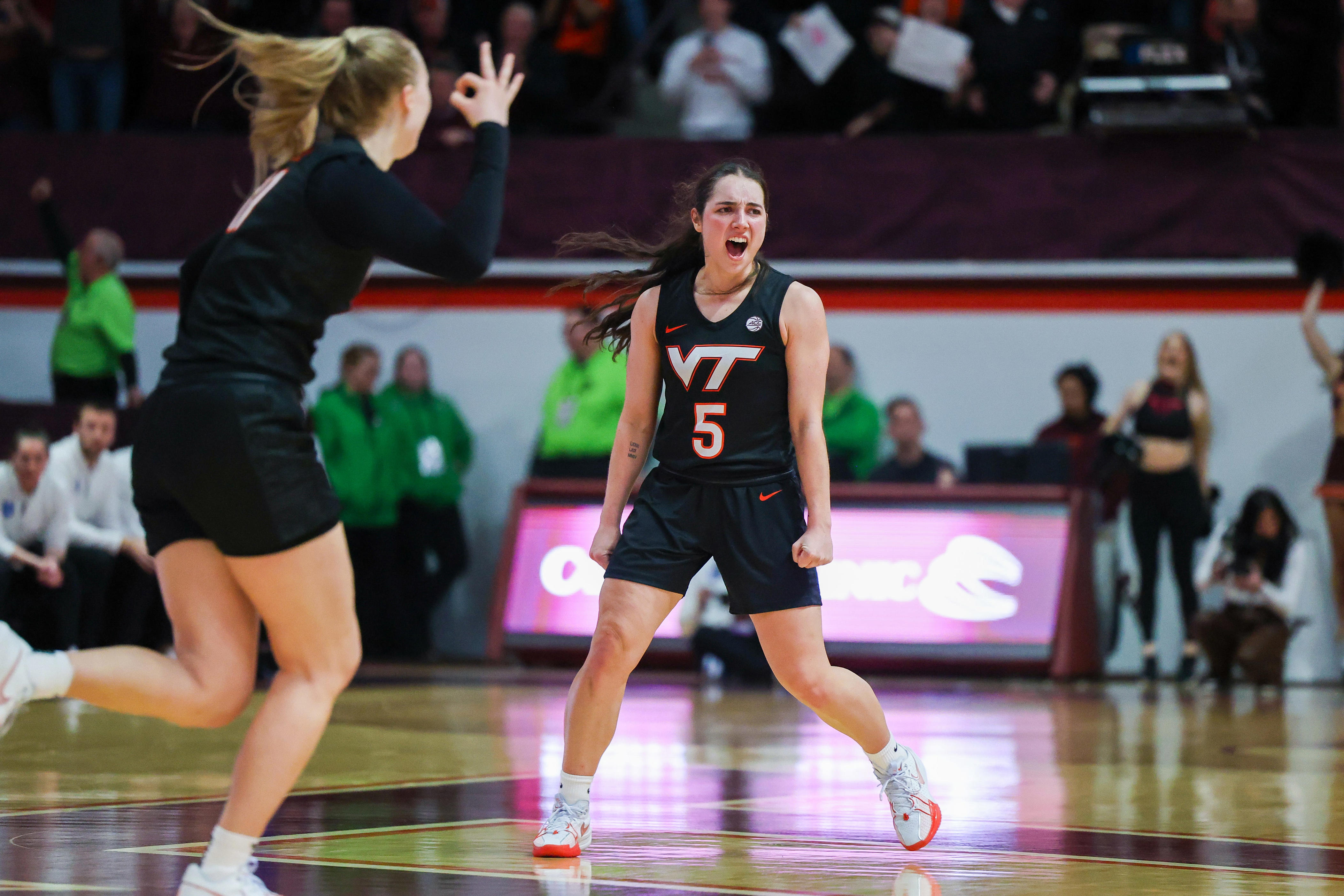 Best Women's Basketball Games To Watch: An Angry Caitlin Clark? That's ...