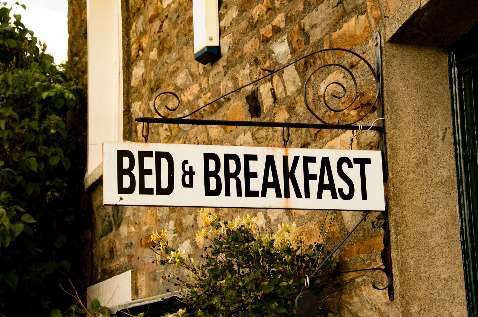 <p><span>Bed and breakfasts (B&Bs) offer charming and intimate accommodation options. Typically located in residential areas or in scenic locations, B&Bs provide a cozy, home-like atmosphere and the opportunity to interact with hosts and other guests. When choosing a B&B, consider the quality of the breakfast offered, the comfort of the rooms, and the overall ambiance of the property. B&Bs are ideal for travelers seeking a personal touch and the opportunity to experience local hospitality.</span> </p> <p><b>Insider’s Tip: </b><span>B&Bs can offer valuable local knowledge and a more personalized experience.</span></p>