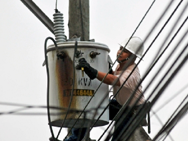 power firms to be probed for unfair competition