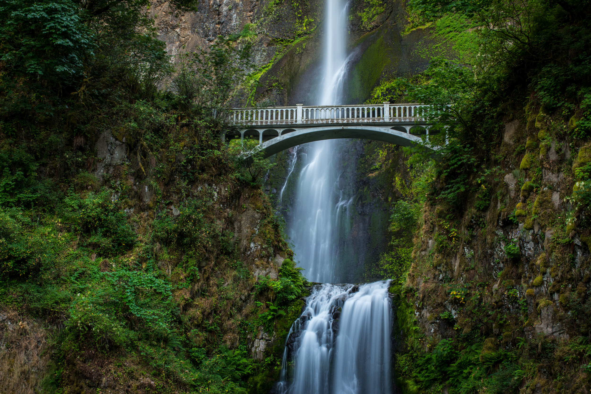 22 most epic waterfalls in the United States