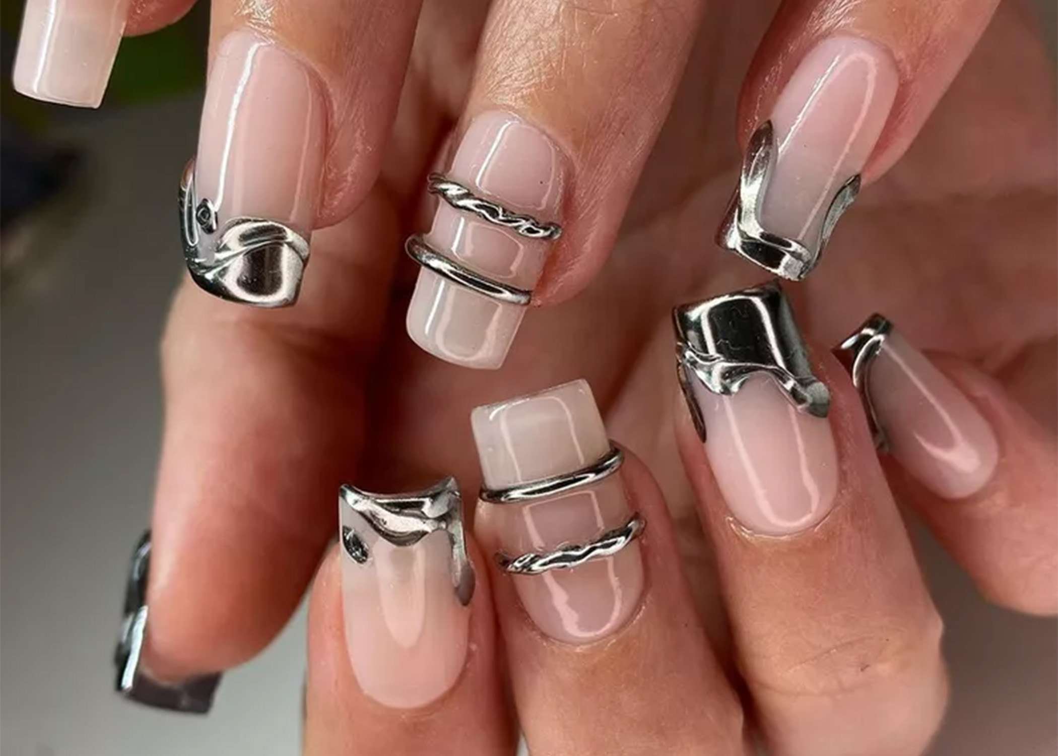 30 metallic nail designs for a luxe and edgy manicure