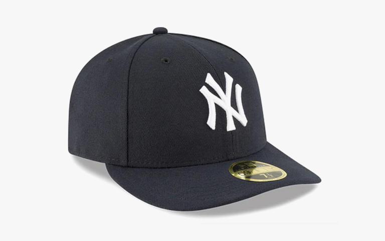 The 10 Best Fitted Hats to Make Your Outfit Worthy of a ‘Succession' Scion