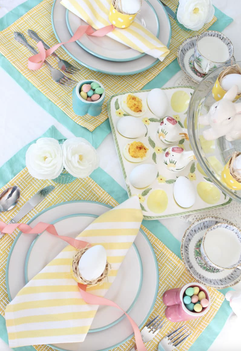 Hosting for Easter? Here's how to decorate your table