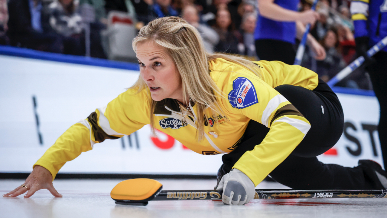 Jennifer Jones gunning for seventh Scotties title, facing calls to