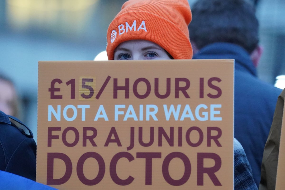 junior doctors in england set to begin five-day strike