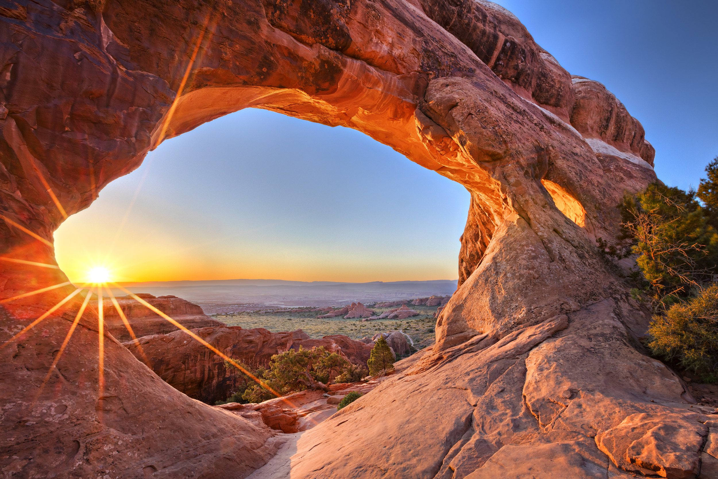 <p>Utah is home to some of the country's most striking and unusual landscapes, and <a href="https://www.nps.gov/arch/index.htm">Arches National Park</a> is one of the best places to take it all in. Often described as a red-rock wonderland, the park is home to some 2,000 natural stone arches as well as many soaring rock pinnacles and giant balanced rocks. There are also plenty of trails for hiking. Don't miss sticking around for sunset over this jaw-dropping landscape. </p><p><b>For more great travel guides and vacation tips,</b> <a href="https://cheapism.us14.list-manage.com/subscribe?u=de966e79b38e1d833d5781074&id=c14db36dd0">please sign up for our free newsletters</a></p><p class="tooltip-inner">https://cheapism.us14.list-manage.com/subscribe?u=de966e79b38e1d833d5781074&id=c14db36dd0</p>.