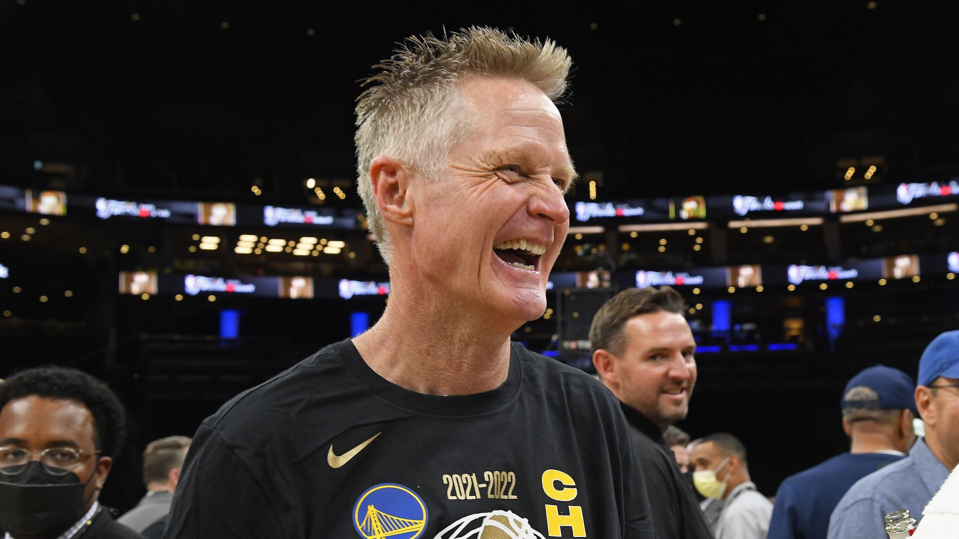steve kerr signs record-breaking 2-year extension
