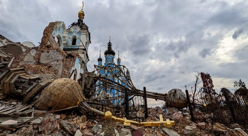dois anos de guerra. recuperação do património ucraniano custará 8,3 mil milhões de euros