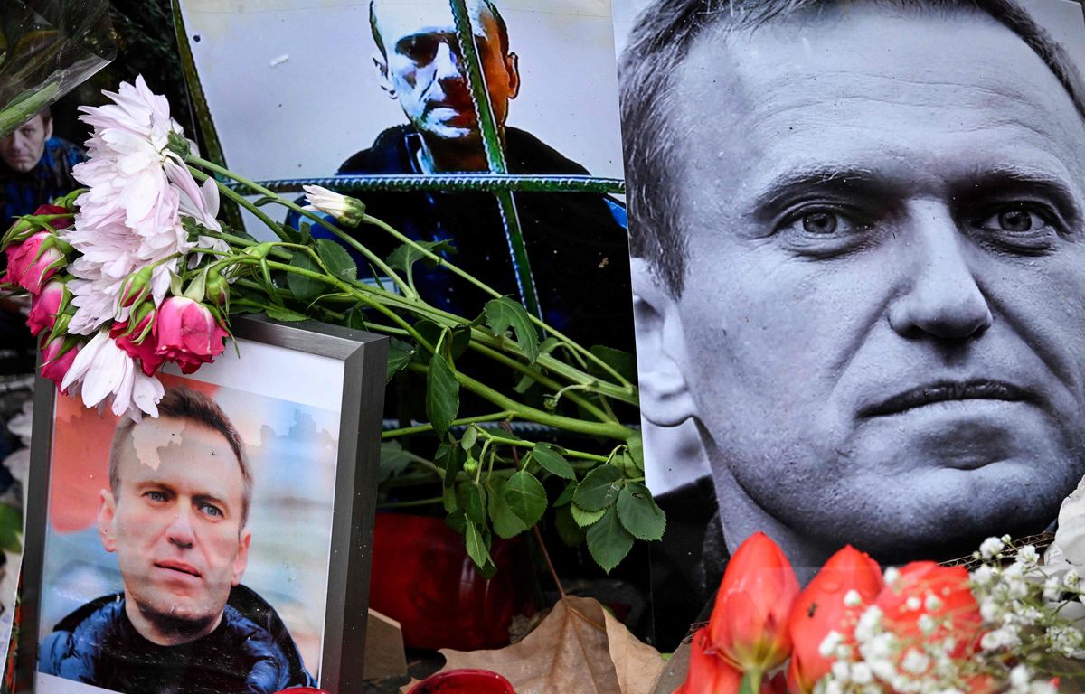 mort d’alexeï navalny : le corps de l’opposant remis à sa mère, incertitudes sur les obsèques