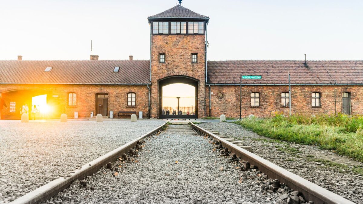 15 Excellent Holocaust Museums Every History Buff Should Visit