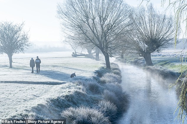 big freeze returns! britain plunges to minus 6.4c chills with frost, ice and fog as much of country still battles floods