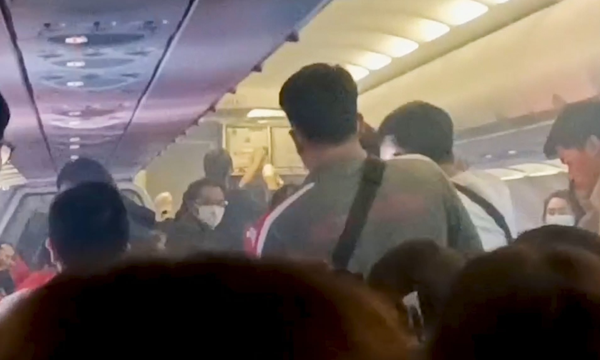 Terrifying Moment Power Bank Explodes On Plane - Sending Flames And ...