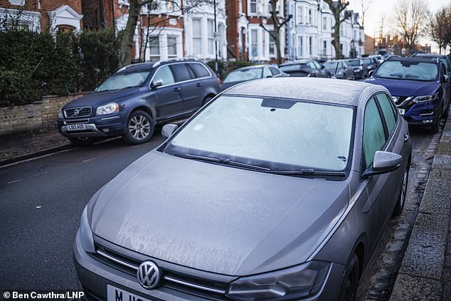 big freeze returns! britain plunges to minus 6.4c chills with frost, ice and fog as much of country still battles floods