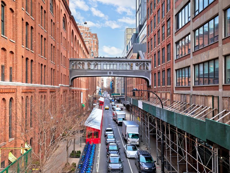 <p>Located in the heart of Manhattan’s Meatpacking District, Chelsea Market is an enclosed urban food court with a global reputation. It features an impressive selection of gourmet foods, bakeries, and restaurants, housed in a historic factory building.</p>