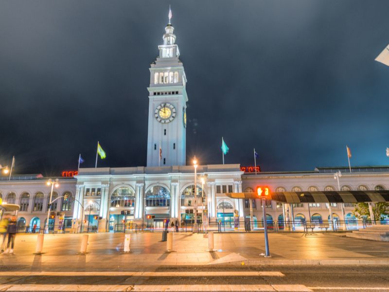 <p>Situated along the Embarcadero waterfront, the Ferry Building Marketplace is a haven for food lovers, featuring some of the Bay Area’s best artisan producers and farmers. Its marketplace offers a variety of local foods, from fresh seafood to gourmet chocolates.</p>