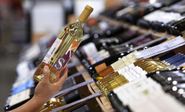 will-liquor-stores-be-open-on-christmas-eve-in-massachusetts