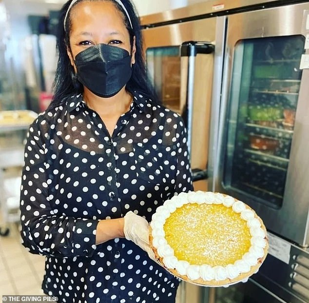 amazon, elon musk vows 'to make things good' with silicon valley baker 'who lost $16k after tesla placed order for 4,000 pies to celebrate black history month then canceled at the last minute'
