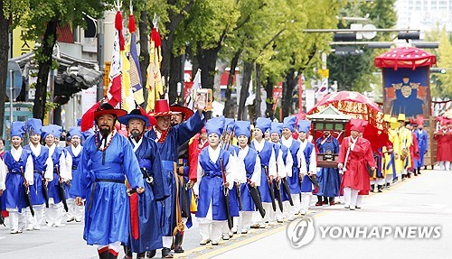 유교 문화·남녀 접촉 금지…조선 왕비 '얼굴'이 사라진 이유는