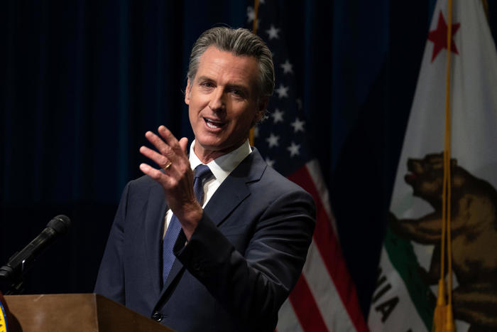 microsoft, a crisis comms expert says now is gavin newsom's chance to get what he wants: the presidency