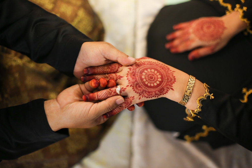consulate: 300 malaysian couples get married in southern thailand monthly, six in 10 are polygamy cases