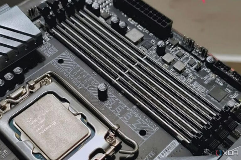 What motherboards support DDR5 memory? Understanding motherboard & RAM