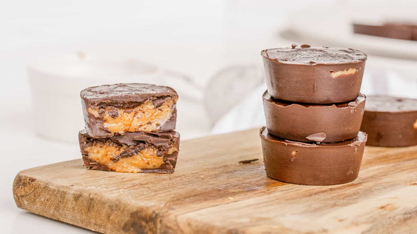<p>Alright, brace yourself for a dessert that’s out of this world – our vegan chocolate peanut butter cups! Whether you’re a vegan or just a peanut butter fanatic, these cups are sure to satisfy your sweet tooth cravings. And the best part? They’re so easy to make, you’ll wonder why you haven’t tried them sooner.<br><strong>Get the Recipe: </strong><a href="https://twocityvegans.com/easy-vegan-chocolate-peanut-butter-cups/?utm_source=msn&utm_medium=page&utm_campaign=msn">Vegan Chocolate Peanut Butter Cups</a></p>