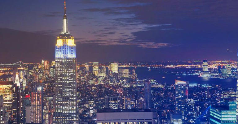 How the Historical Empire State Building has Become a Destination for Couples to Celebrate Love