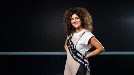 Â»Miss-GermanyÂ«-Wahl: GebÃ¼rtige Iranerin Apameh SchÃ¶nauer siegt