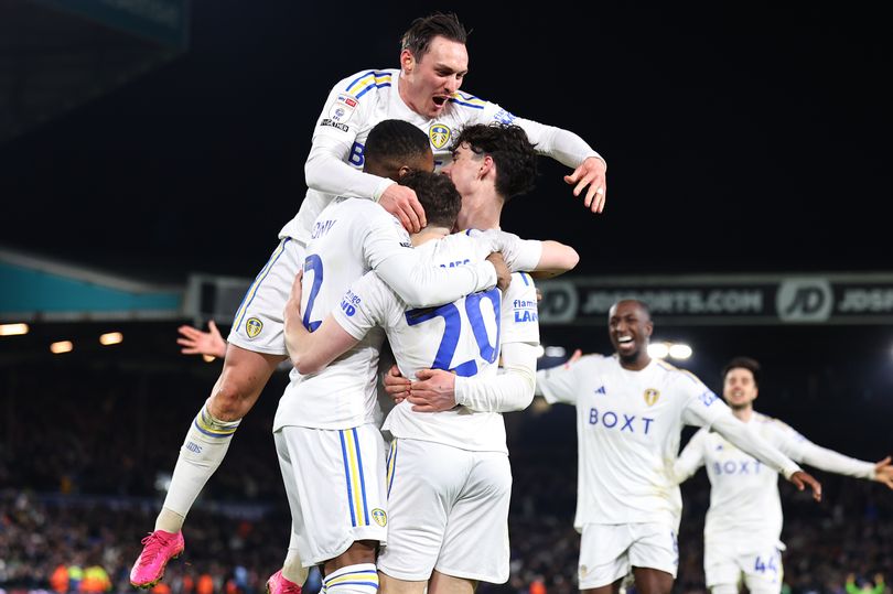 inside leeds united's dressing room with a new voice and farke's promotion message after leicester