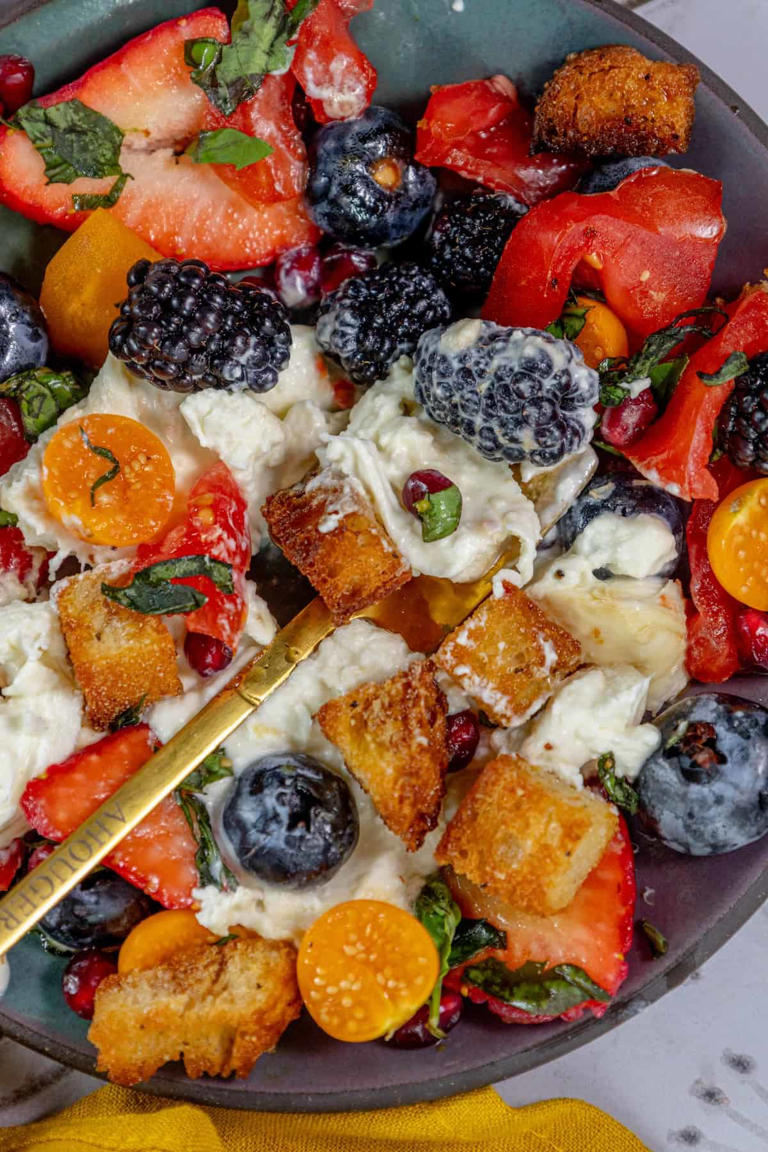 Berry Burrata Salad