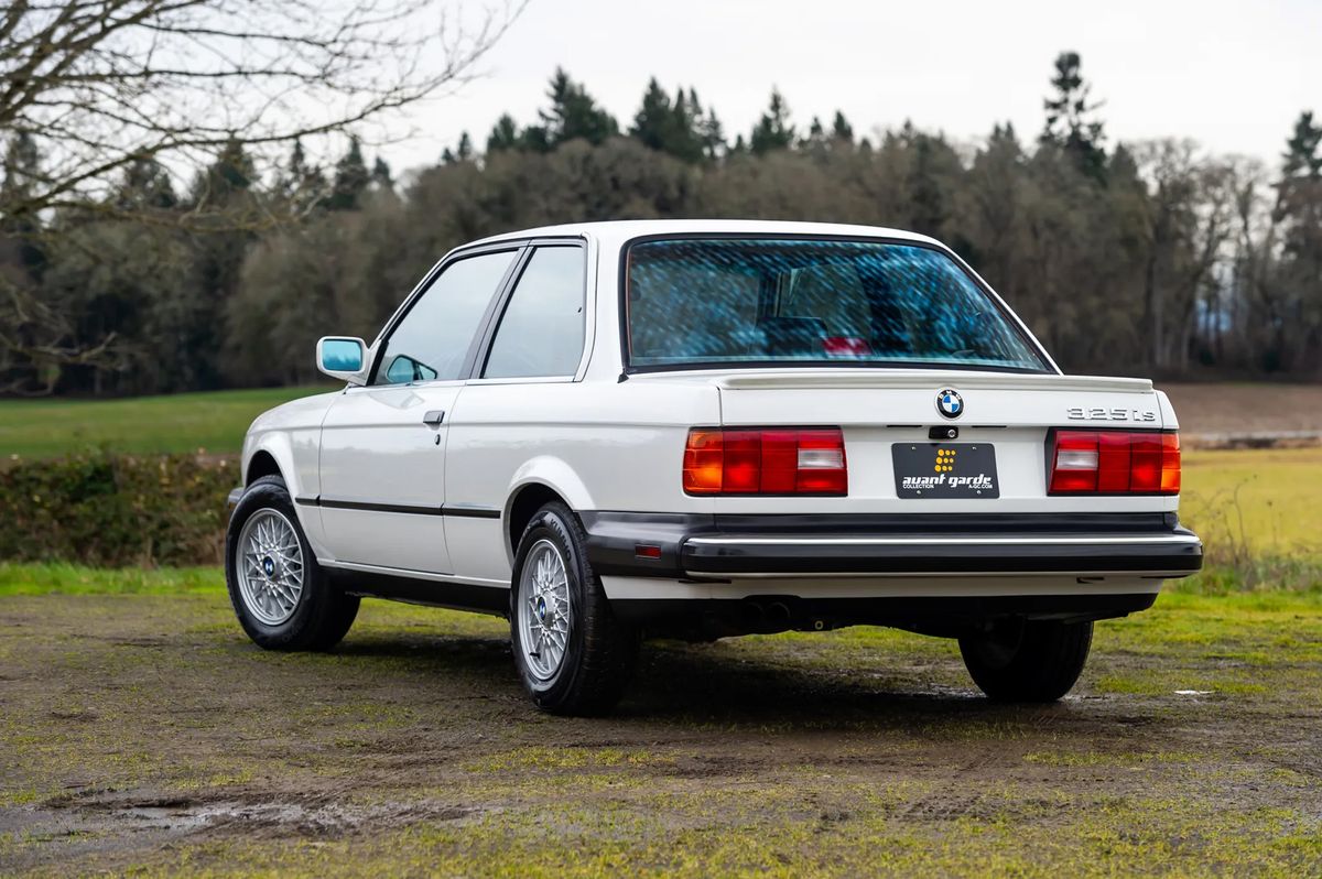 1988 bmw 325is coupe is today's bring a trailer find
