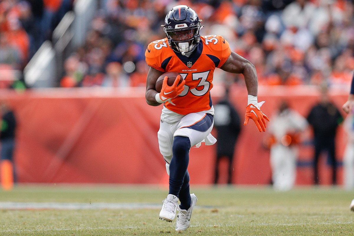 nfl analyst provides optimistic outlook on broncos’ rb situation
