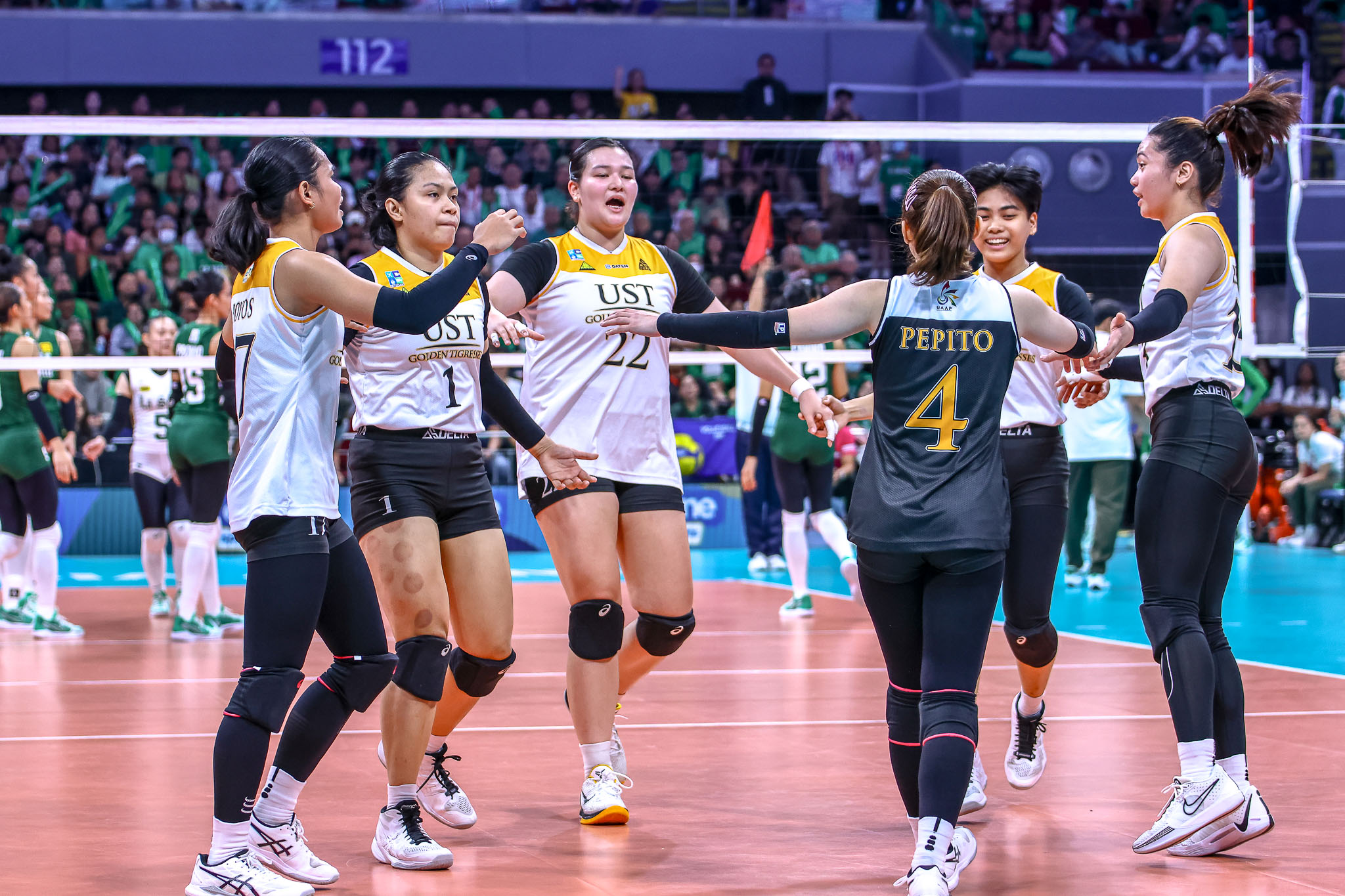 uaap volleyball: ust, la salle face off in crucial clash