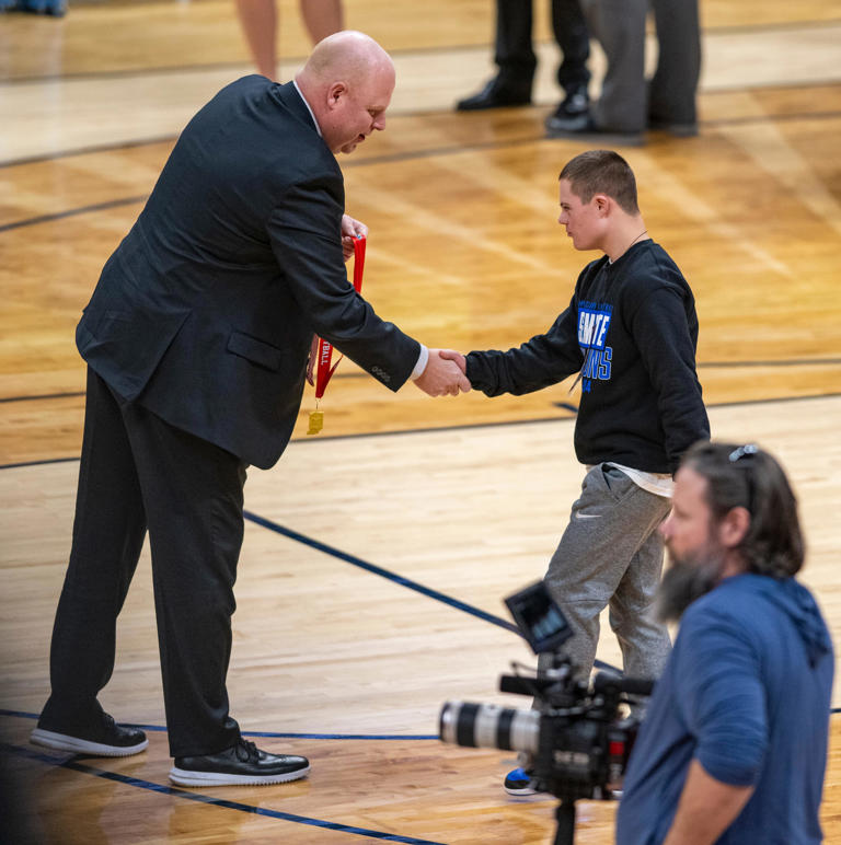 Sports give Lake Central manager with special needs 'sense of belonging ...