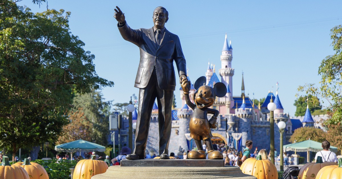 <p> The best tips for making the most out of a Disney vacation really depend on your goals. If you’re looking to book the most cost-effective trip possible, things like researching the <a href="https://financebuzz.com/best-travel-credit-cards?utm_source=msn&utm_medium=feed&synd_slide=17&synd_postid=16529&synd_backlink_title=best+travel+credit+cards&synd_backlink_position=11&synd_slug=best-travel-credit-cards">best travel credit cards</a> and avoiding big purchases while in the parks are important. </p><p>Remember to consider <a href="https://financebuzz.com/lazy-money-moves-55mp?utm_source=msn&utm_medium=feed&synd_slide=17&synd_postid=16529&synd_backlink_title=ways+to+boost+your+bank+account&synd_backlink_position=12&synd_slug=lazy-money-moves-55mp">ways to boost your bank account</a> to offset the vacation costs, or find the right time of year to plan your trip.</p><p>For example, if you’re hoping to avoid major crowds and long lines, planning a trip during a less popular time of year and taking advantage of Disney services — like the Disney Genie app, which can let you know wait times for rides, among many other things — should be a priority.</p> <p>  <p><b>More from FinanceBuzz:</b></p> <ul> <li><a href="https://financebuzz.com/supplement-income-55mp?utm_source=msn&utm_medium=feed&synd_slide=17&synd_postid=16529&synd_backlink_title=7+things+to+do+if+you%27re+scraping+by+financially.&synd_backlink_position=13&synd_slug=supplement-income-55mp">7 things to do if you're scraping by financially.</a></li> <li><a href="https://www.financebuzz.com/shopper-hacks-Costco-55mp?utm_source=msn&utm_medium=feed&synd_slide=17&synd_postid=16529&synd_backlink_title=6+genius+hacks+Costco+shoppers+should+know.&synd_backlink_position=14&synd_slug=shopper-hacks-Costco-55mp">6 genius hacks Costco shoppers should know.</a></li> <li><a href="https://financebuzz.com/retire-early-quiz?utm_source=msn&utm_medium=feed&synd_slide=17&synd_postid=16529&synd_backlink_title=Can+you+retire+early%3F+Take+this+quiz+and+find+out.&synd_backlink_position=15&synd_slug=retire-early-quiz">Can you retire early? Take this quiz and find out.</a></li> <li><a href="https://financebuzz.com/choice-home-warranty-jump?utm_source=msn&utm_medium=feed&synd_slide=17&synd_postid=16529&synd_backlink_title=Are+you+a+homeowner%3F+Get+a+protection+plan+on+all+your+appliances.&synd_backlink_position=16&synd_slug=choice-home-warranty-jump">Are you a homeowner? Get a protection plan on all your appliances.</a></li> </ul>  </p>