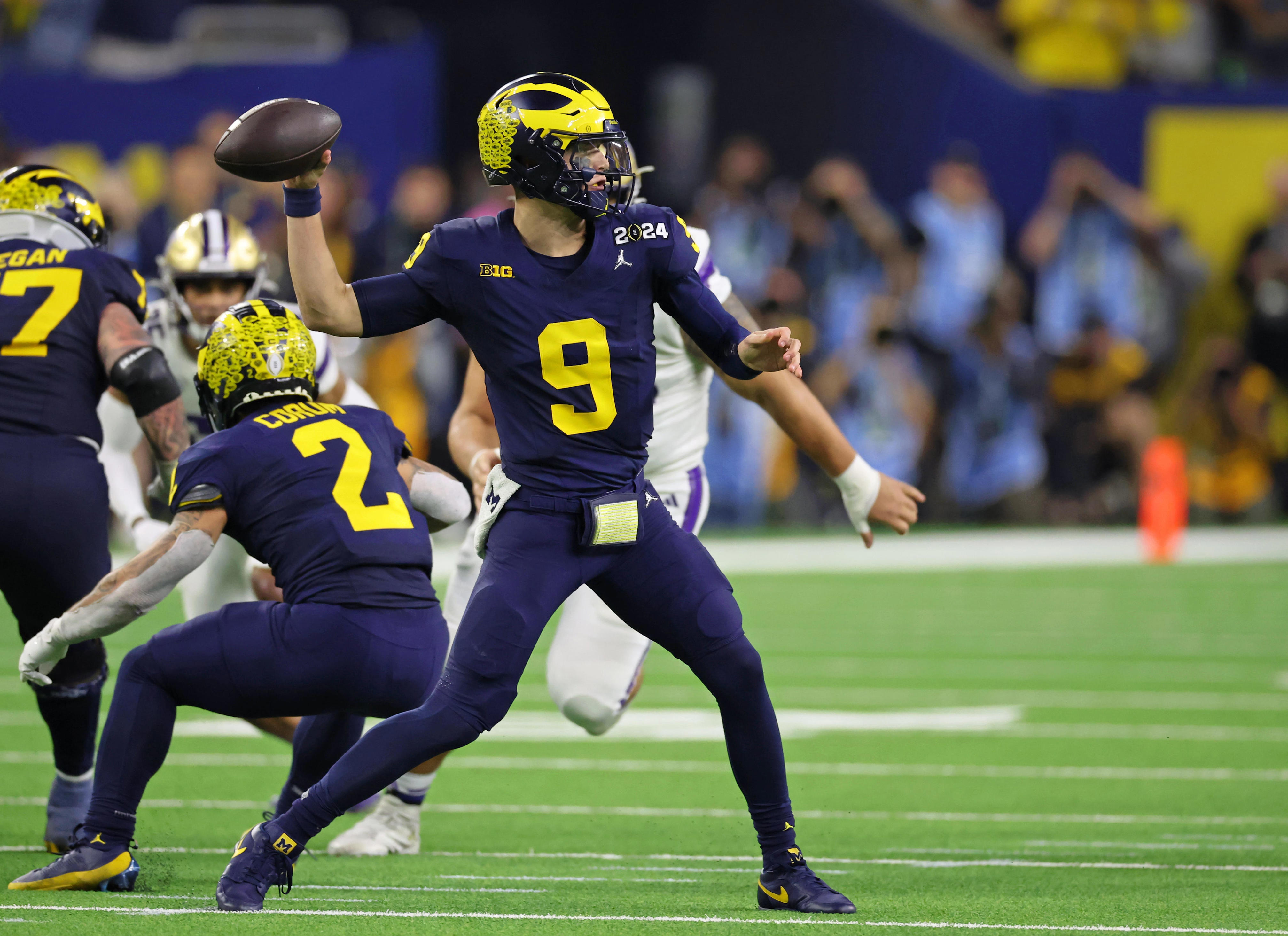 NFL Draft Analyst Makes Insanely Good Comp For Michigan QB J.J. McCarthy