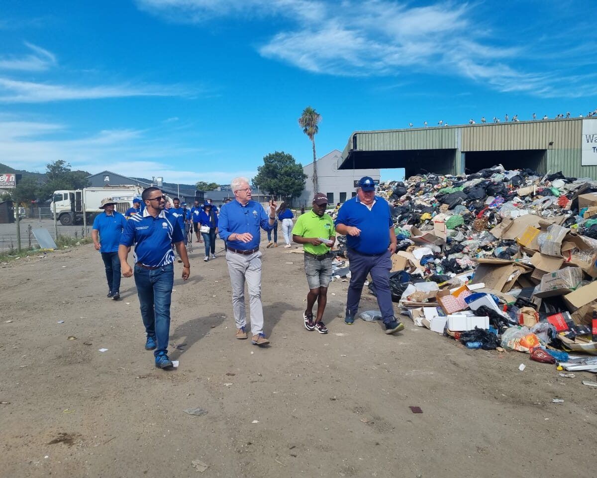 da vows to rescue knysna residents from ‘brink of destruction’