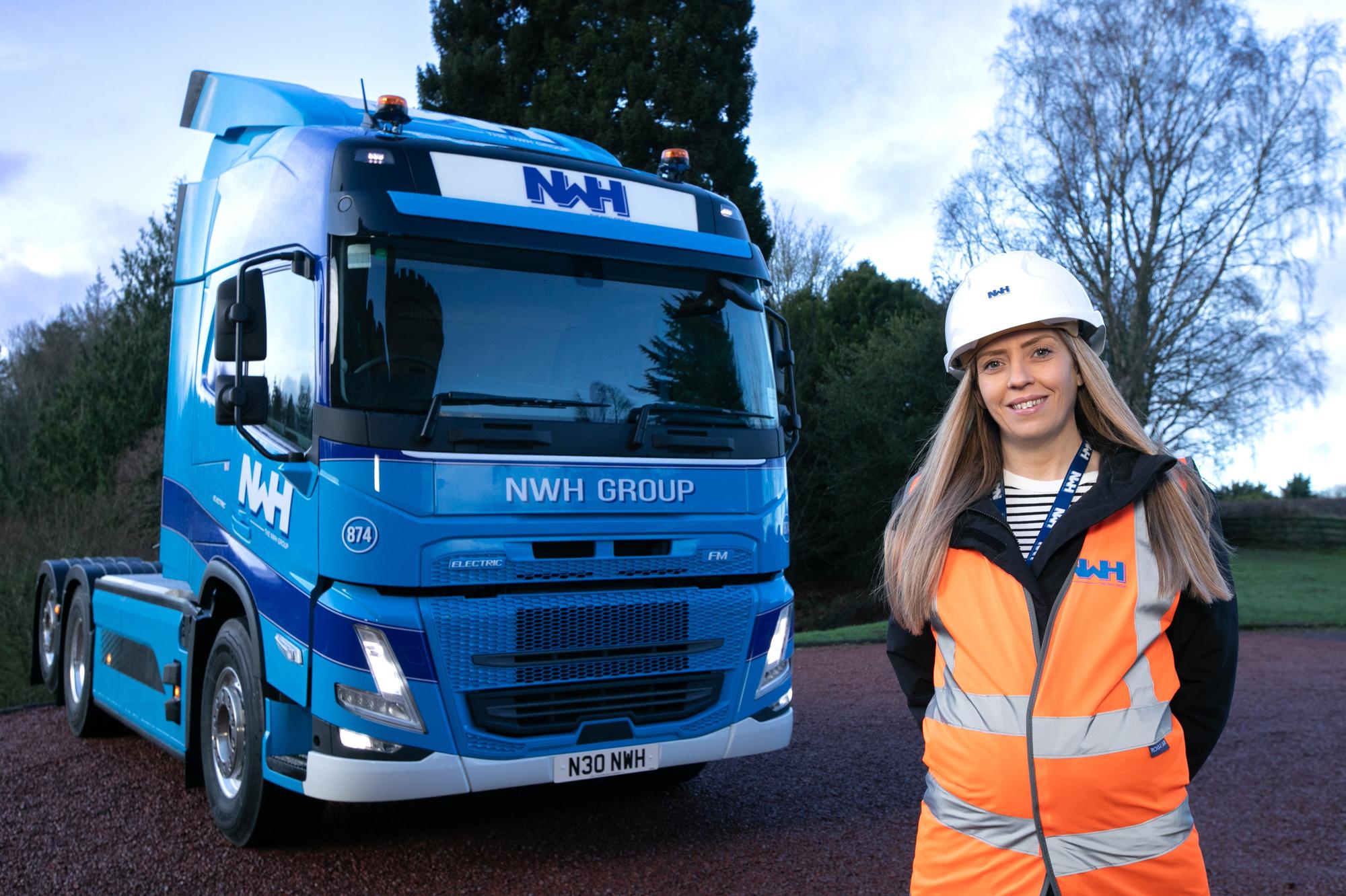 midlothian recycling business rolls out giant electric lorry as part of net-zero plan