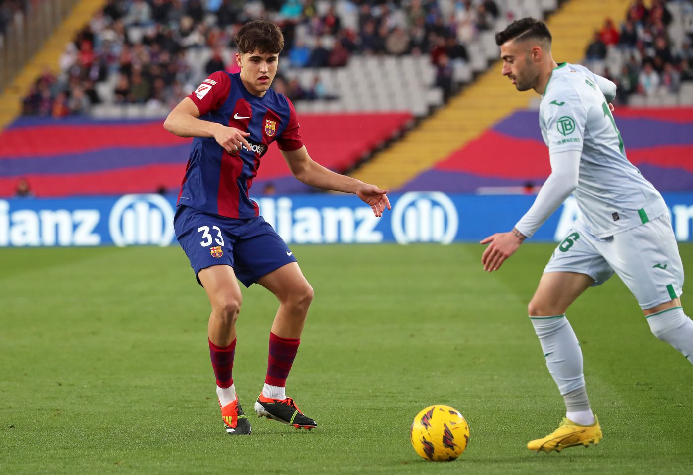 Pau Cubarsi Is The Future Of Barcelona’s Back Line Alongside Ronald Araujo