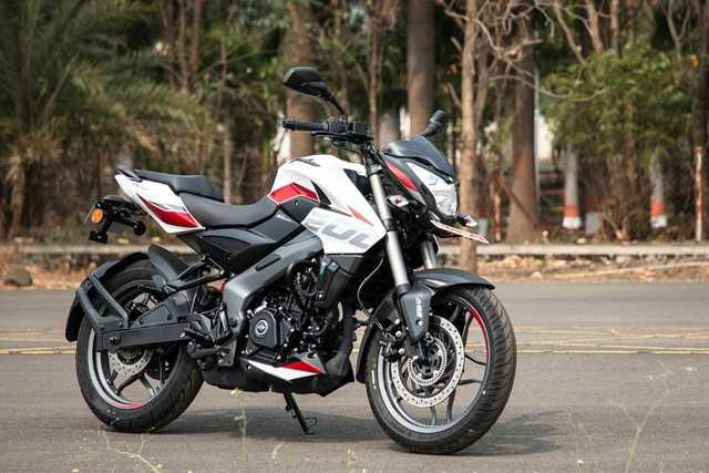  On a Budget? No Problem! The 10 Best Bikes Under 2 Lakh That Deliver Performance 