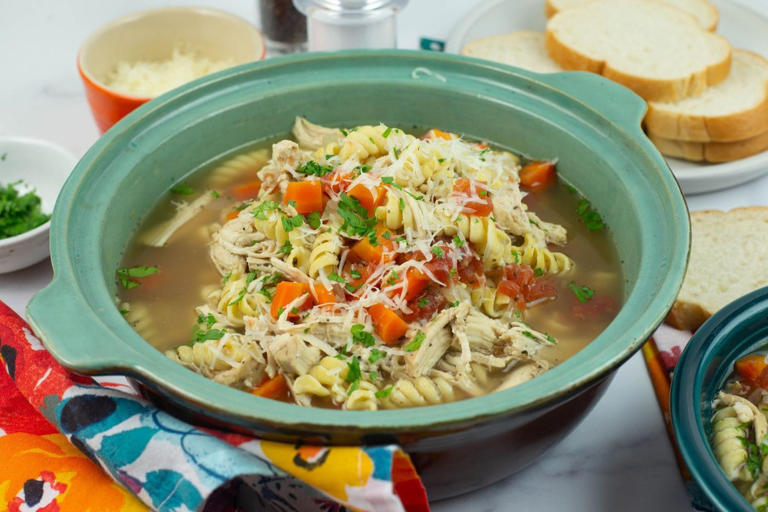 Crock Pot Italian Chicken Noodle Soup