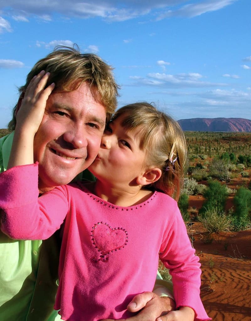 10 Faits Sur Bindi Irwin: La Fille De Steve, 'the Crocodile Hunter'