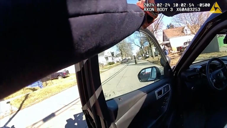 Video Buffalo Police Release Body Camera Footage From Fatal Shooting